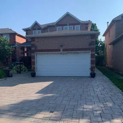 904,&nbsp;Drysdale, East Credit, Mississauga