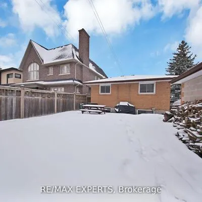 934,&nbsp;Beechwood, Port Credit, Mississauga