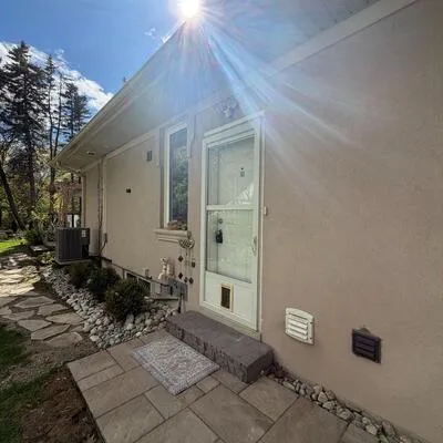 1498,&nbsp;Indian, Lorne Park, Mississauga