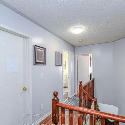 5847,&nbsp;Sidmouth, East Credit, Mississauga