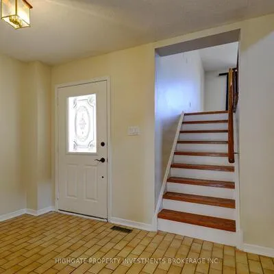 654,&nbsp;Brougham, Creditview, Mississauga