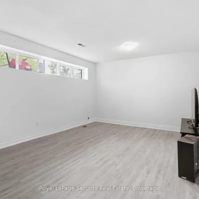 3438,&nbsp;The Credit Woodlands, Erindale, Mississauga