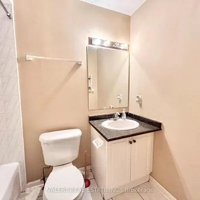80,&nbsp;Acorn Pl, Hurontario, Mississauga