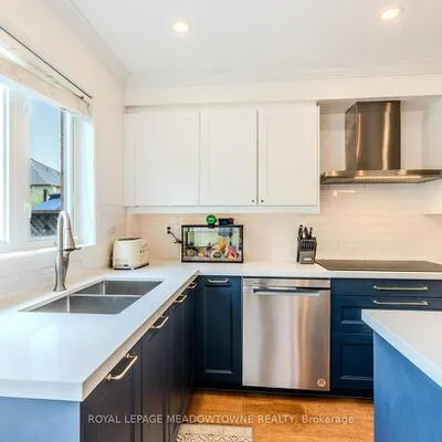 3206,&nbsp;Apricot, Lisgar, Mississauga