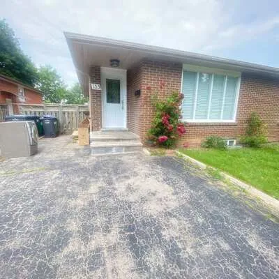 135,&nbsp;Bonham Bsmt, Streetsville, Mississauga