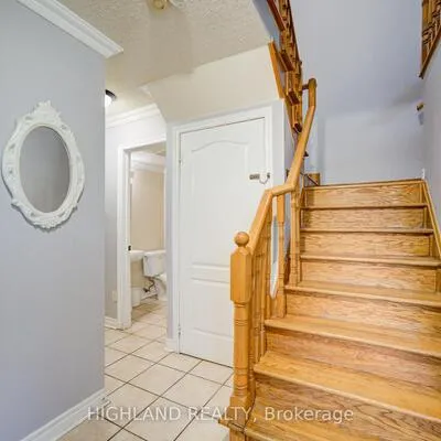 5327,&nbsp;Landsborough, Hurontario, Mississauga