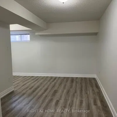 7369,&nbsp;St. Barbara, Meadowvale Village, Mississauga