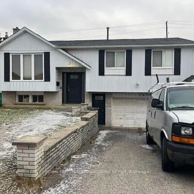 7638,&nbsp;Benavon, Malton, Mississauga