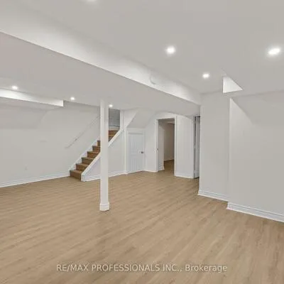 2900,&nbsp;Tradewind, Meadowvale, Mississauga