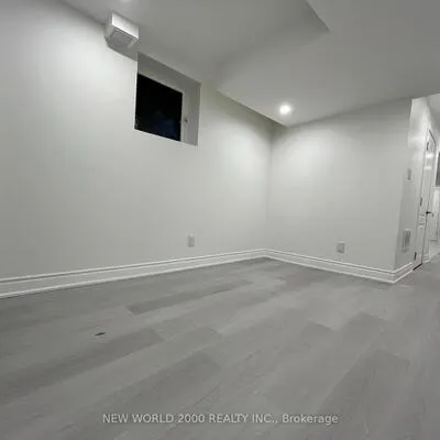 4718,&nbsp;Centretown, Hurontario, Mississauga