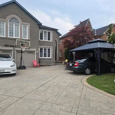 5054,&nbsp;Terry Fox, East Credit, Mississauga
