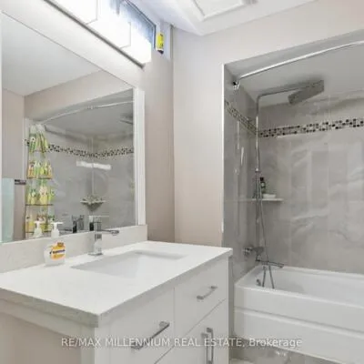 5687,&nbsp;Goldenbrook, East Credit, Mississauga