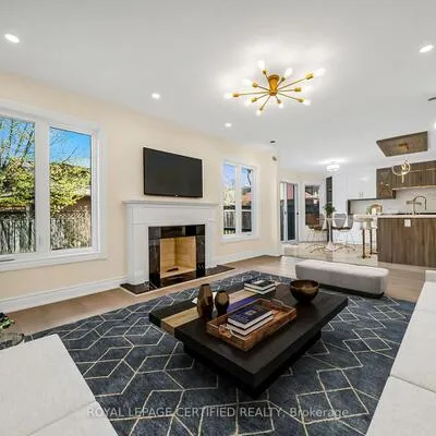 5016,&nbsp;Natkarni, East Credit, Mississauga