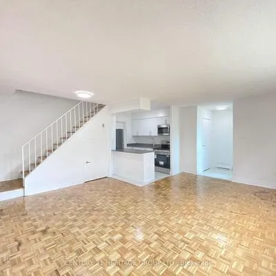 7555,&nbsp;Goreway, Malton, Mississauga