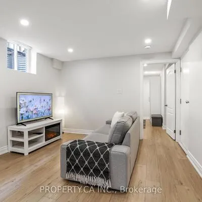 891,&nbsp;Willowbank, Rathwood, Mississauga