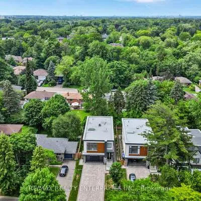 1362,&nbsp;Kenmuir, Mineola, Mississauga