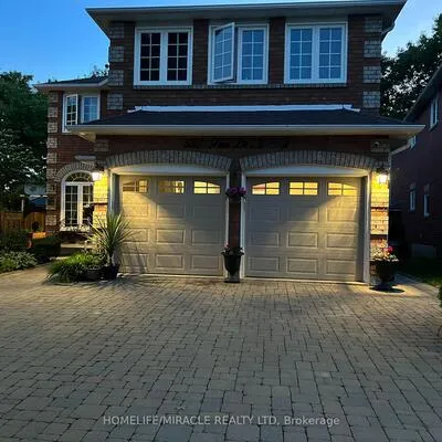 5522,&nbsp;Fleur-De-Lis, Hurontario, Mississauga
