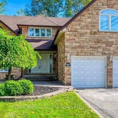 335,&nbsp;Queen, Streetsville, Mississauga