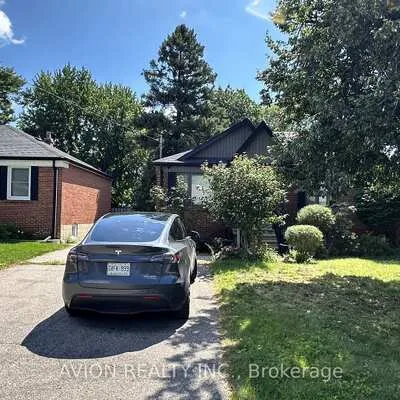 570,&nbsp;Exbury, Mineola, Mississauga