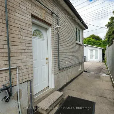 674,&nbsp;Abana, Cooksville, Mississauga