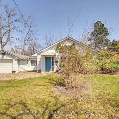 1235,&nbsp;Old River, Mineola, Mississauga