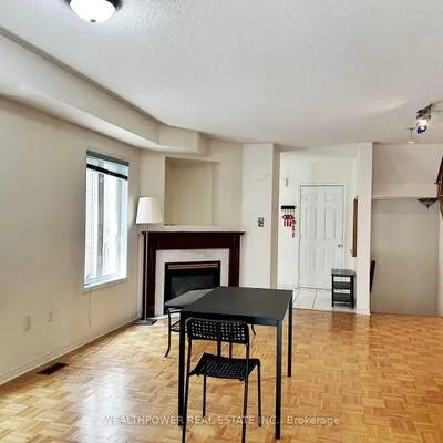 567,&nbsp;Summer Park, Fairview, Mississauga