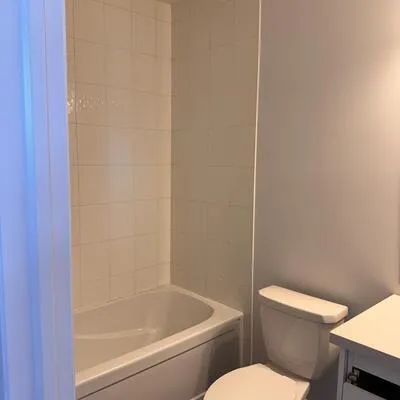 5975,&nbsp;Saigon, East Credit, Mississauga