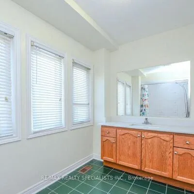 6828,&nbsp;Gracefield, Lisgar, Mississauga