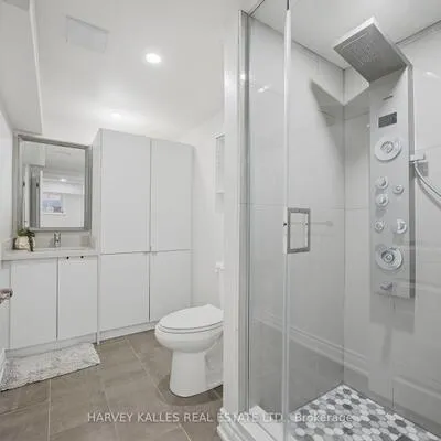 3254,&nbsp;Sir Johns, Erin Mills, Mississauga