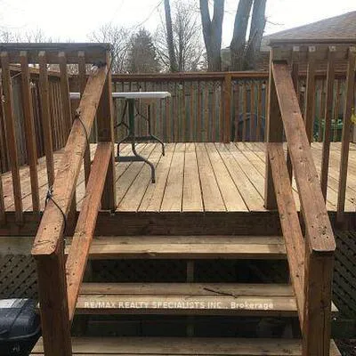 1499,&nbsp;SWANAGE, Clarkson, Mississauga