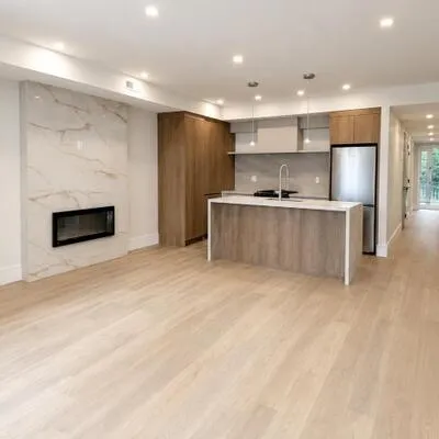 43,&nbsp;Elmwood, Port Credit, Mississauga