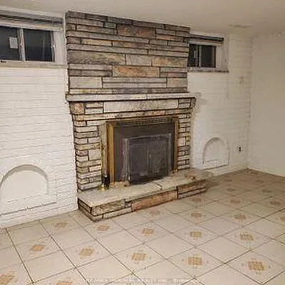 462,&nbsp;Fergo, Cooksville, Mississauga