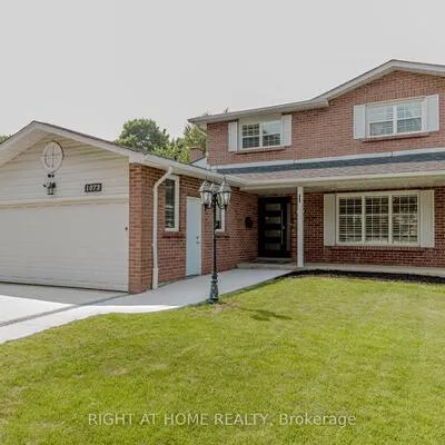 1073,&nbsp;Mesa, Lorne Park, Mississauga