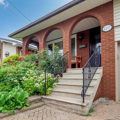 1217, Alexandra, Lakeview, Mississauga