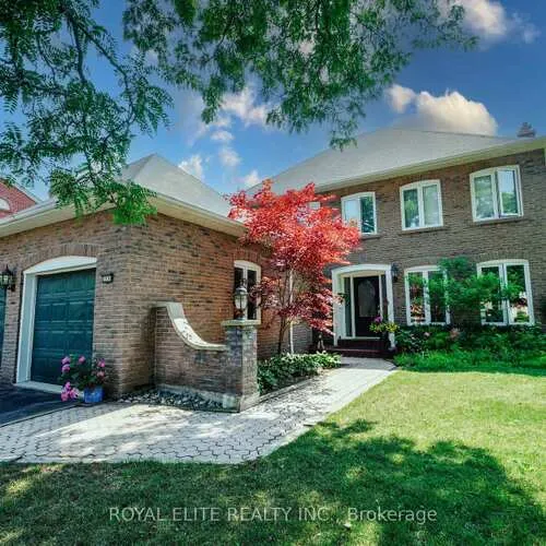 Premium freehold home for sale: 3530, Kingbird, Erin Mills, Mississauga