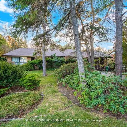 Premium freehold home for sale: 2264, Courrier, Erindale, Mississauga