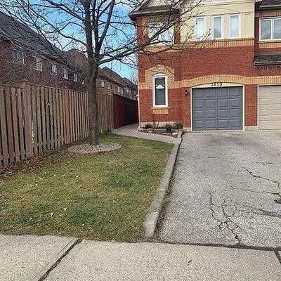 3819,&nbsp;Allcroft, Lisgar, Mississauga
