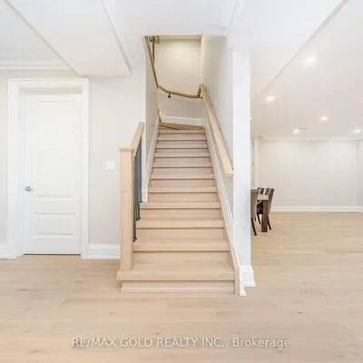 19,&nbsp;Maldaver, Streetsville, Mississauga