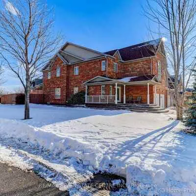 806,&nbsp;White Clover, East Credit, Mississauga
