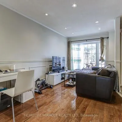3124,&nbsp;Patrick, Meadowvale, Mississauga