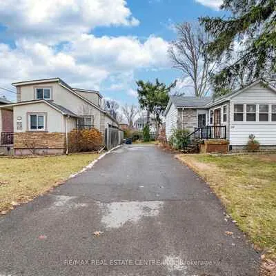 64,&nbsp;Eaglewood, Mineola, Mississauga