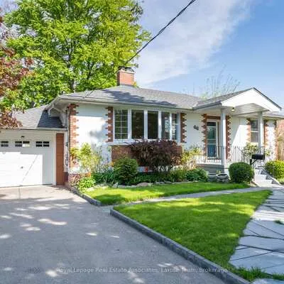 66,&nbsp;Minnewawa, Port Credit, Mississauga