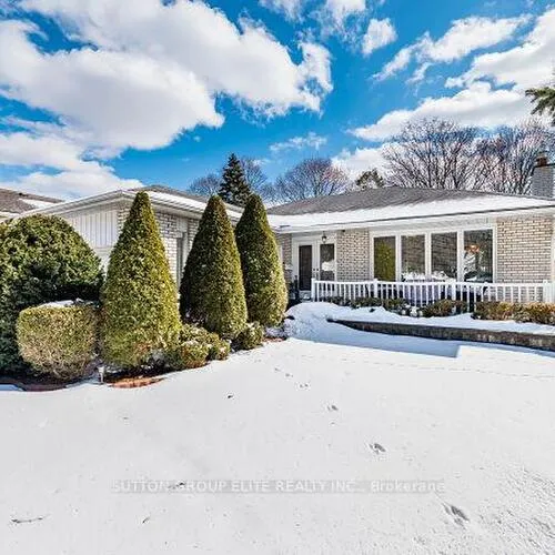 Premium freehold home for sale: 1290, Winding, Applewood, Mississauga