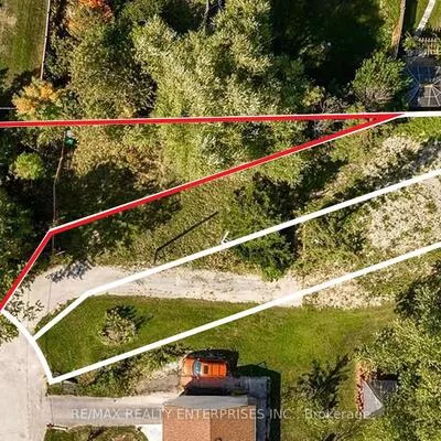 1079,&nbsp;Roosevelt, Lakeview, Mississauga
