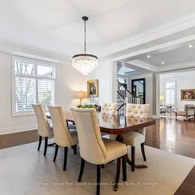 562,&nbsp;Gladwyne, Lorne Park, Mississauga