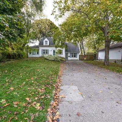 10,&nbsp;Broadview, Port Credit, Mississauga