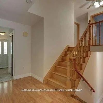 2220,&nbsp;Springfield, Sheridan, Mississauga