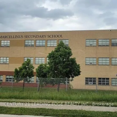 Premium freehold home for sale: 6604, Opera Glass, Meadowvale Village, Mississauga