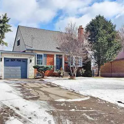 2225, RAMBO, Lakeview, Mississauga