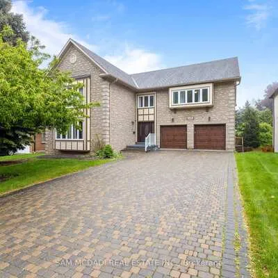 2492,&nbsp;Erin Centre, Central Erin Mills, Mississauga